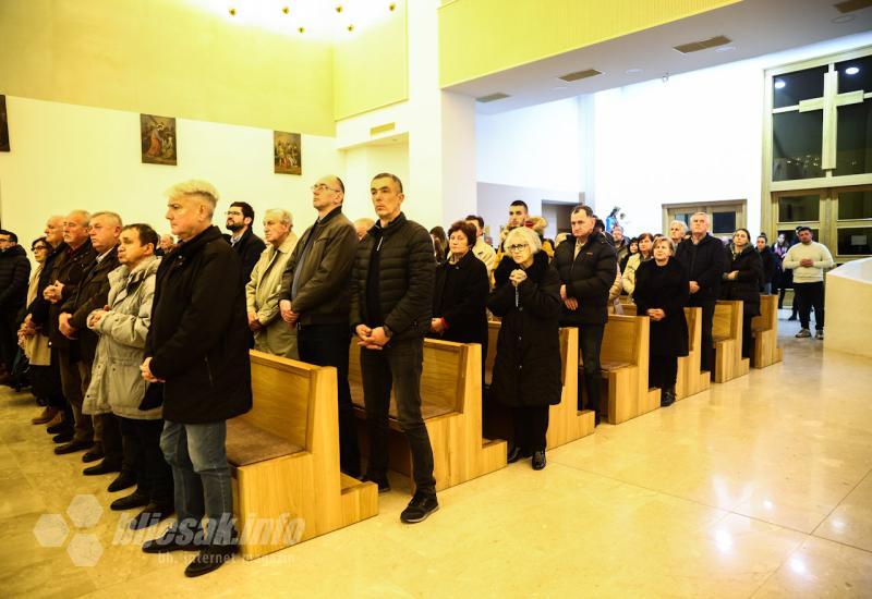 Služena Misa u spomen na pobijene fratre i vjernike grada Mostara i okolice